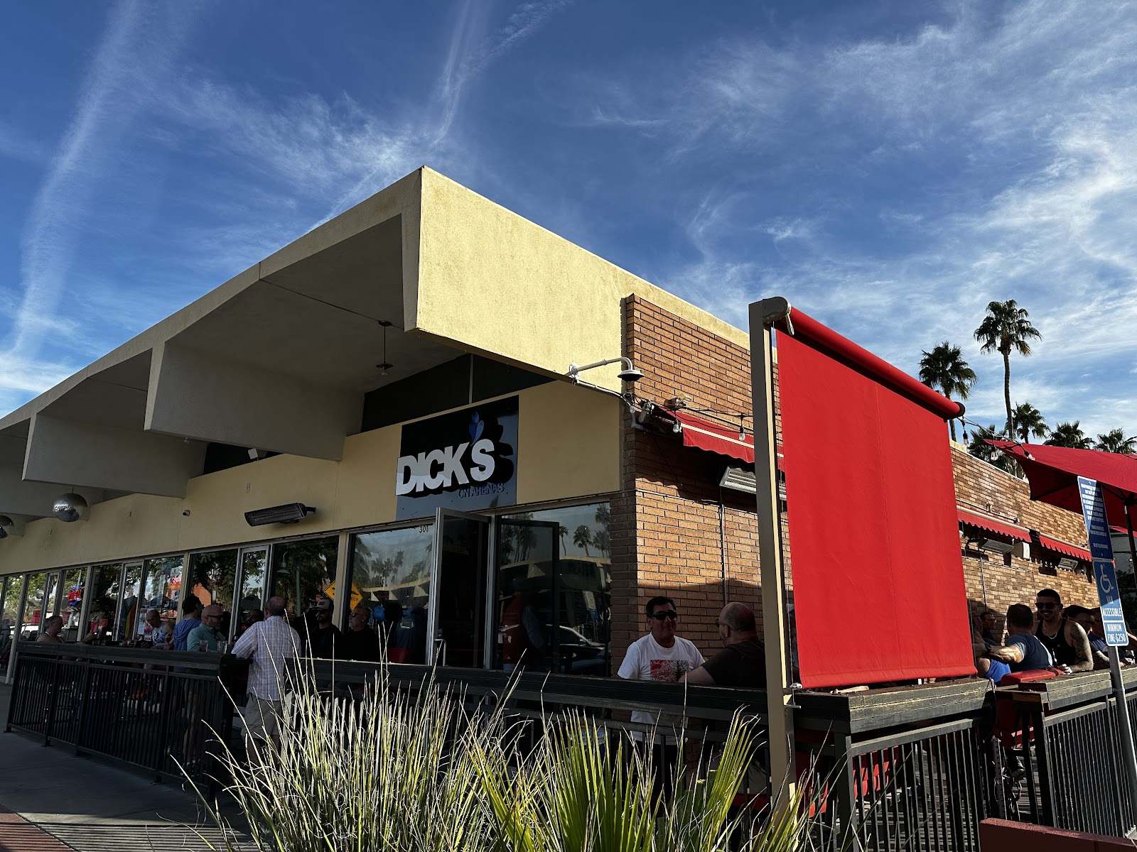 Dick's on Arenas