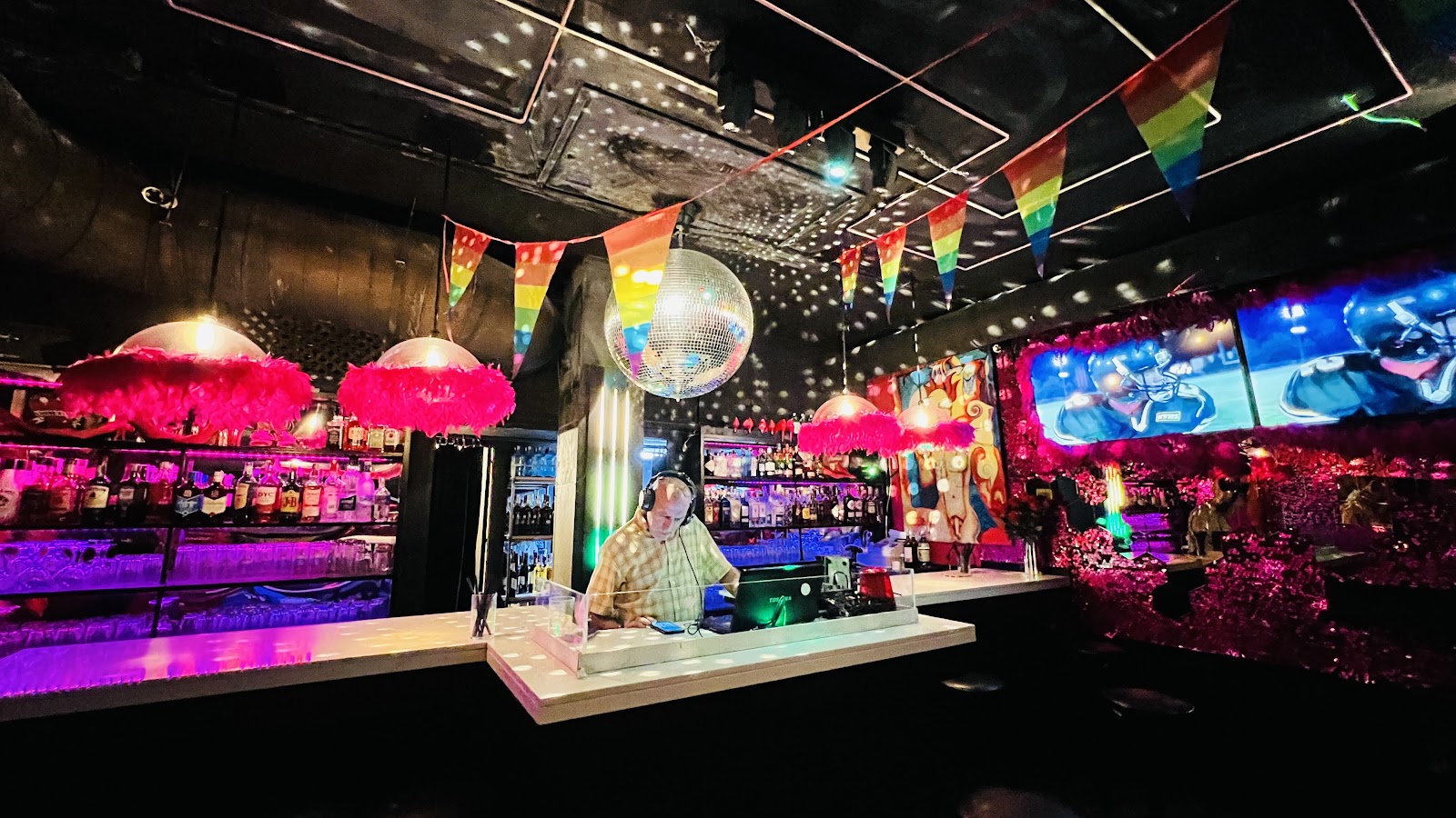 El 12 CLUB — photo 4