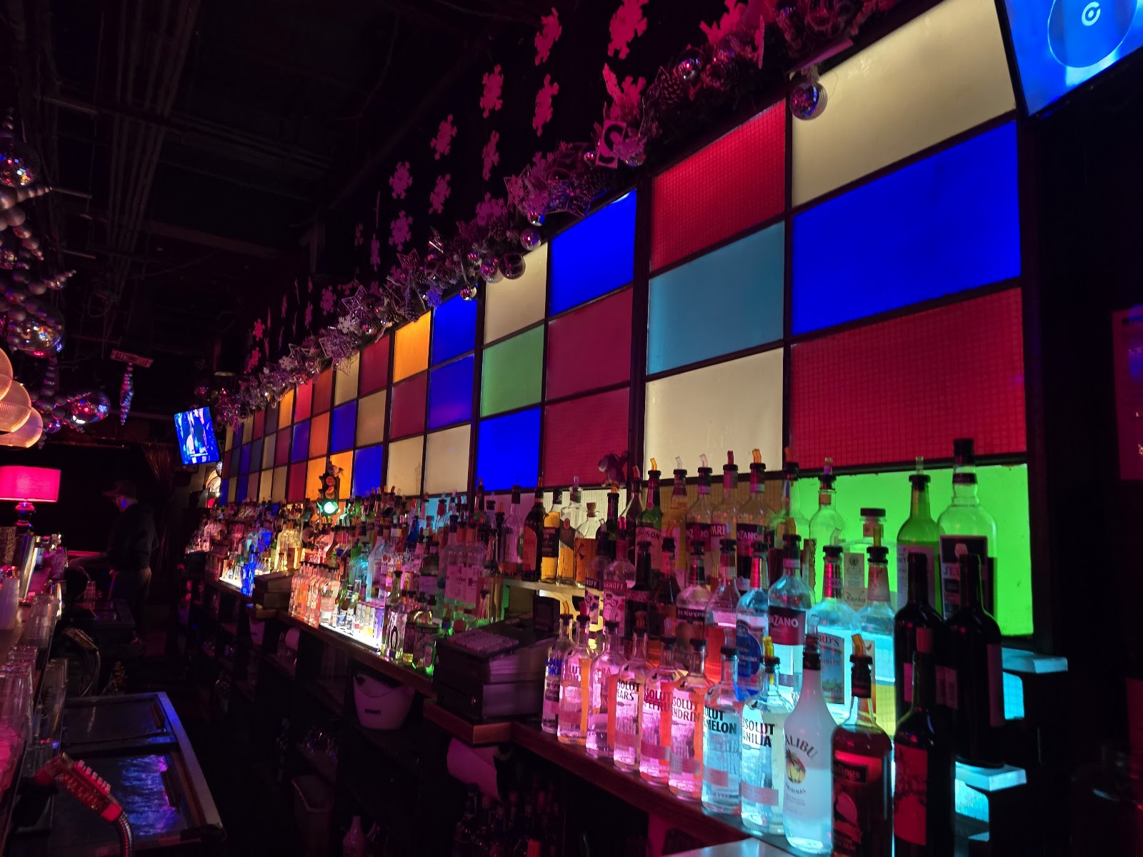 Industry Bar — photo 5