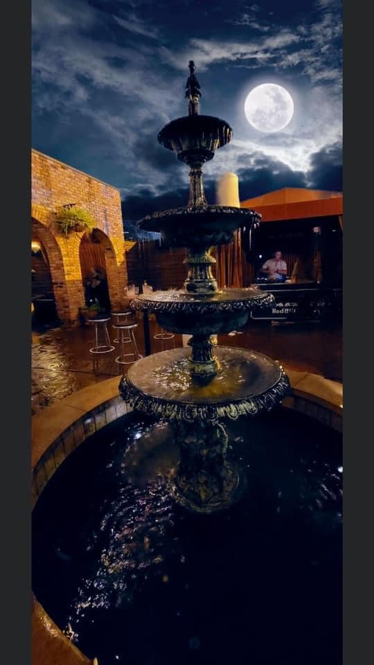 JR's Bar & Grill — photo 4