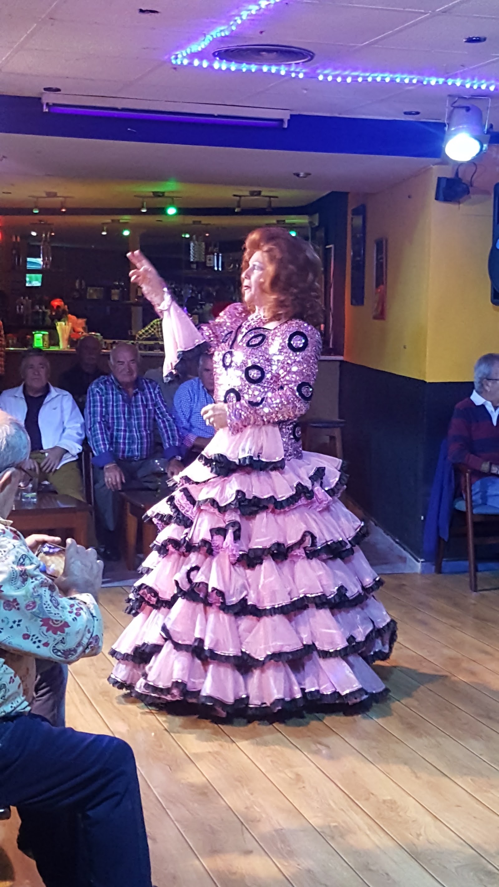 New Incognito Benidorm. Gay Mature Daddies Disco — photo 3