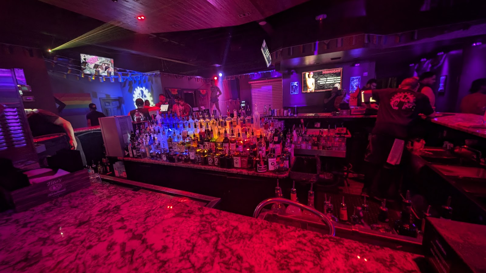 Oilcan Harry’s — photo 4