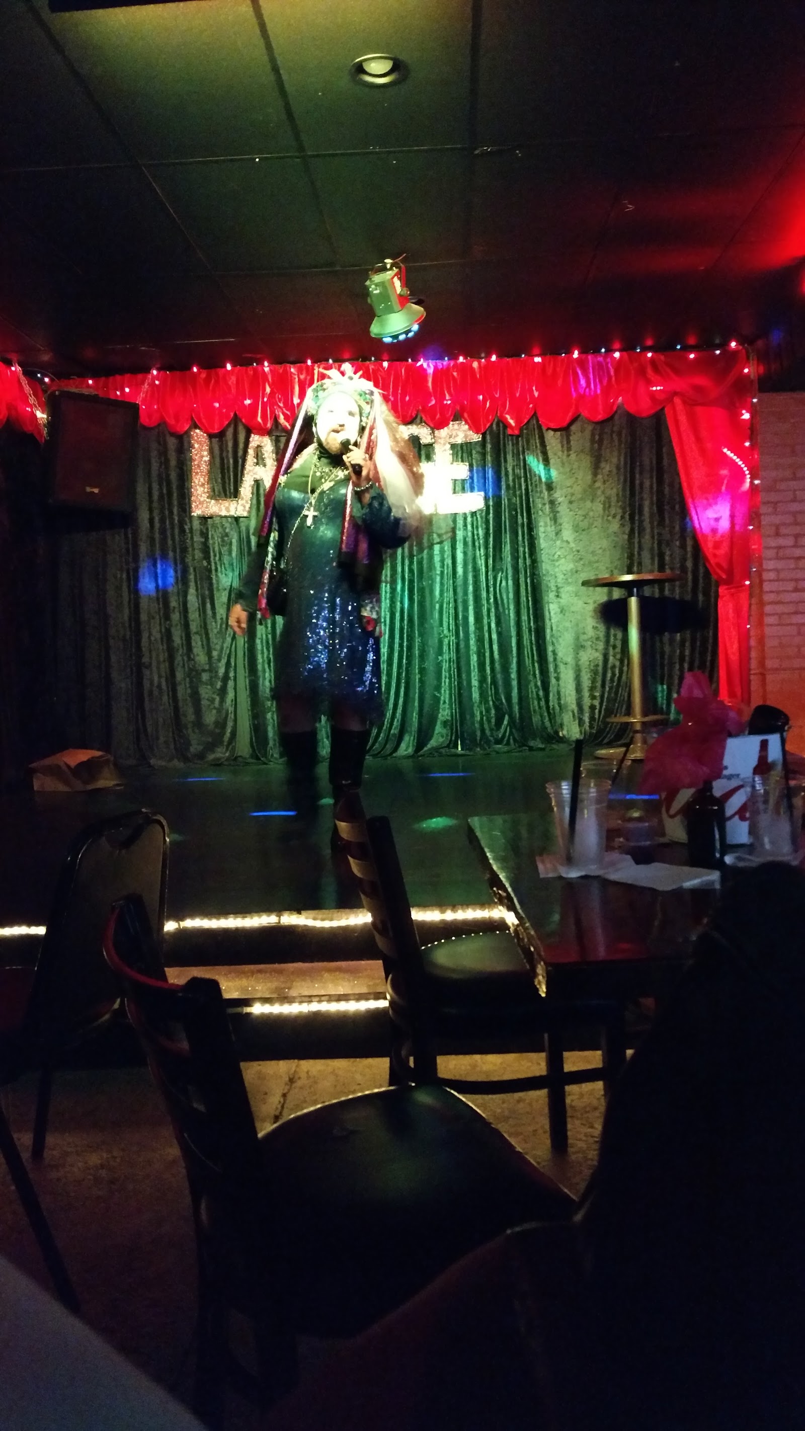 PRIDE bar + lounge — photo 2