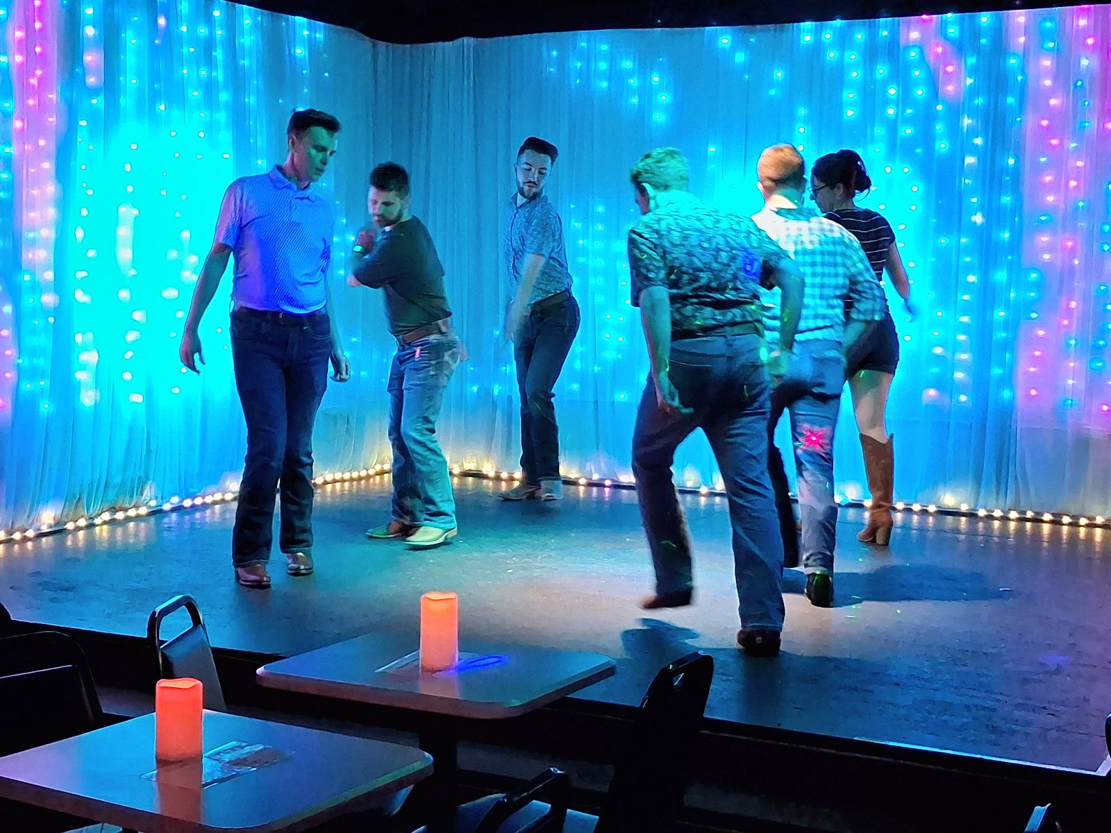 PRIDE bar + lounge — photo 5