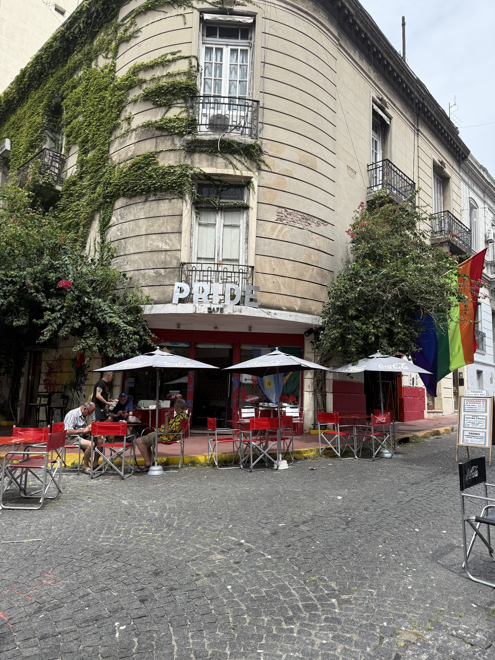 Pride Café — photo 3