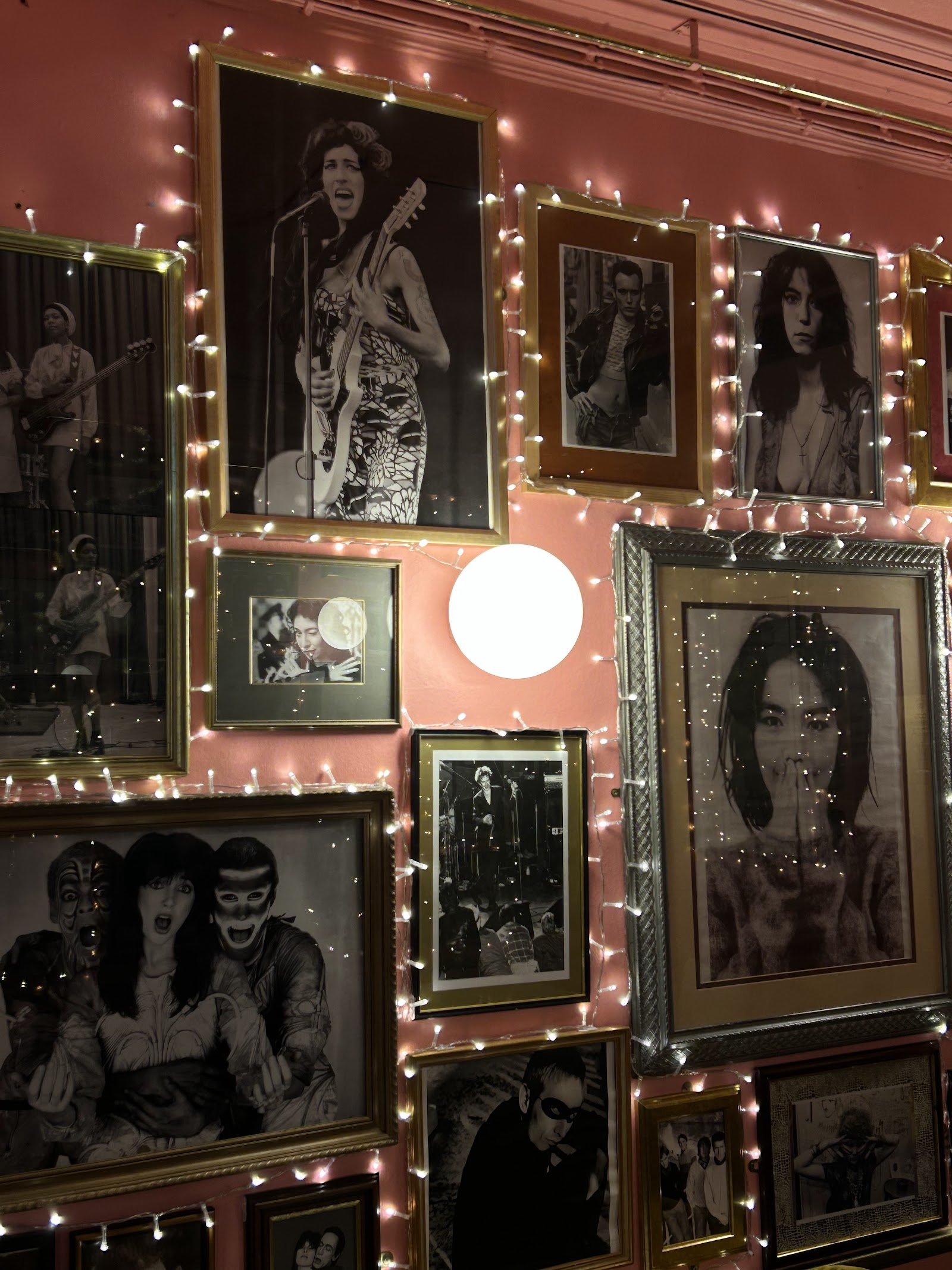 Retro Bar — photo 2