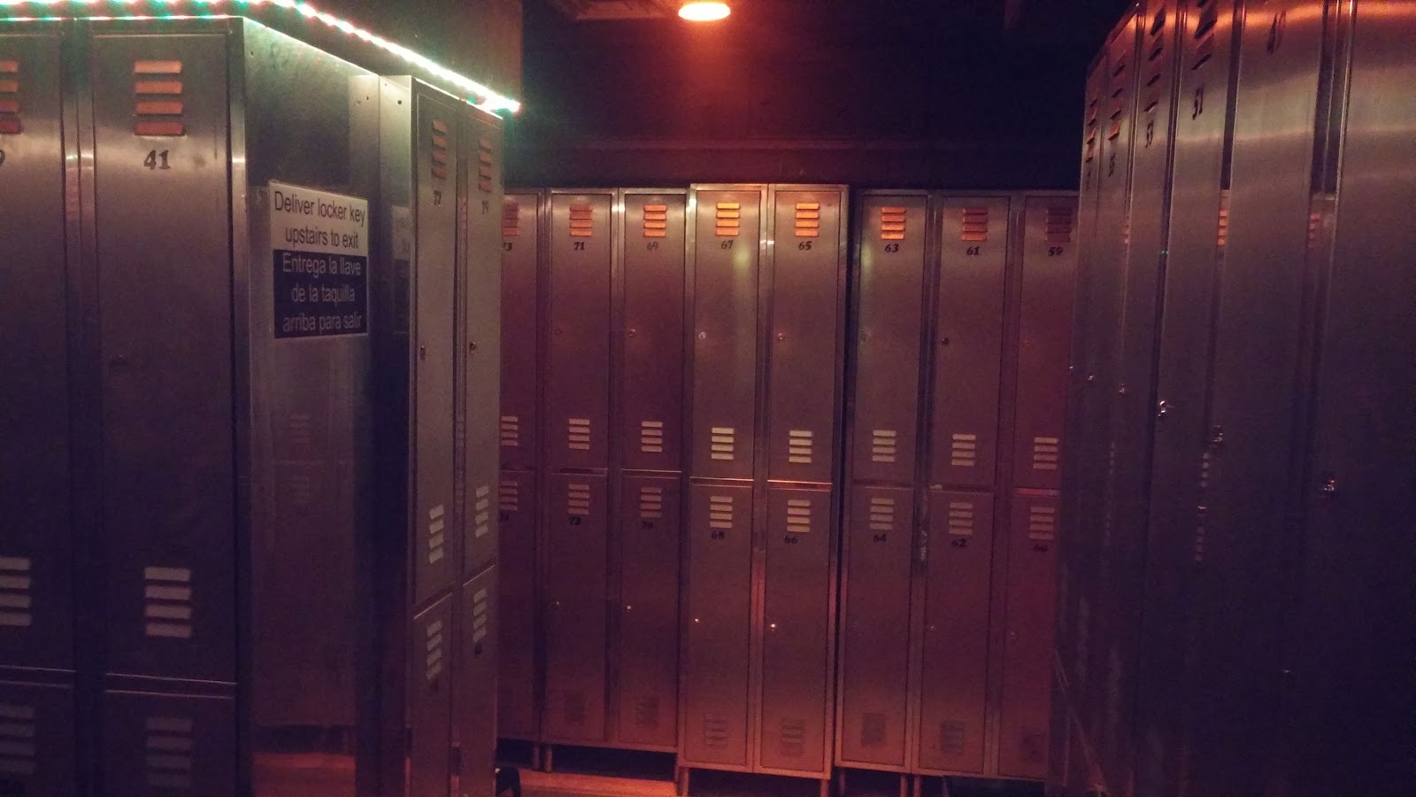 Shower & Bar Madrid Gay Club — photo 4