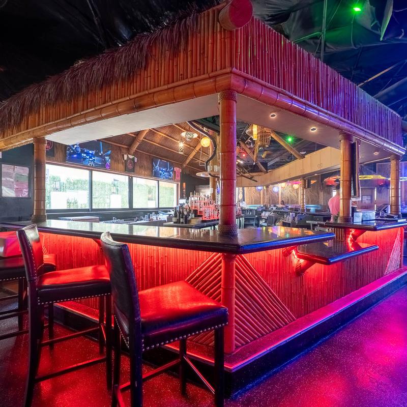 Toucans Tiki Lounge — photo 4