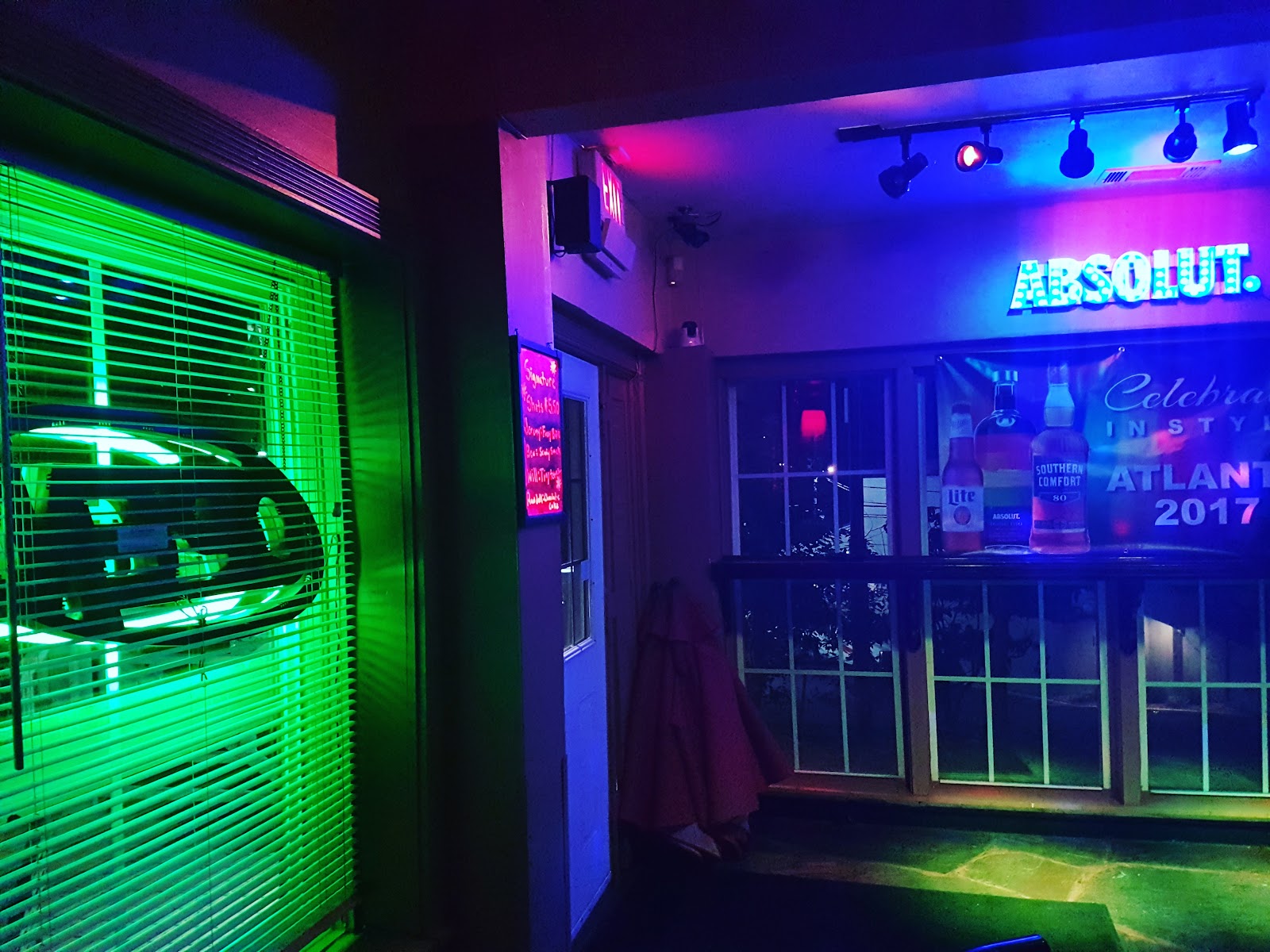 Tripp's Bar