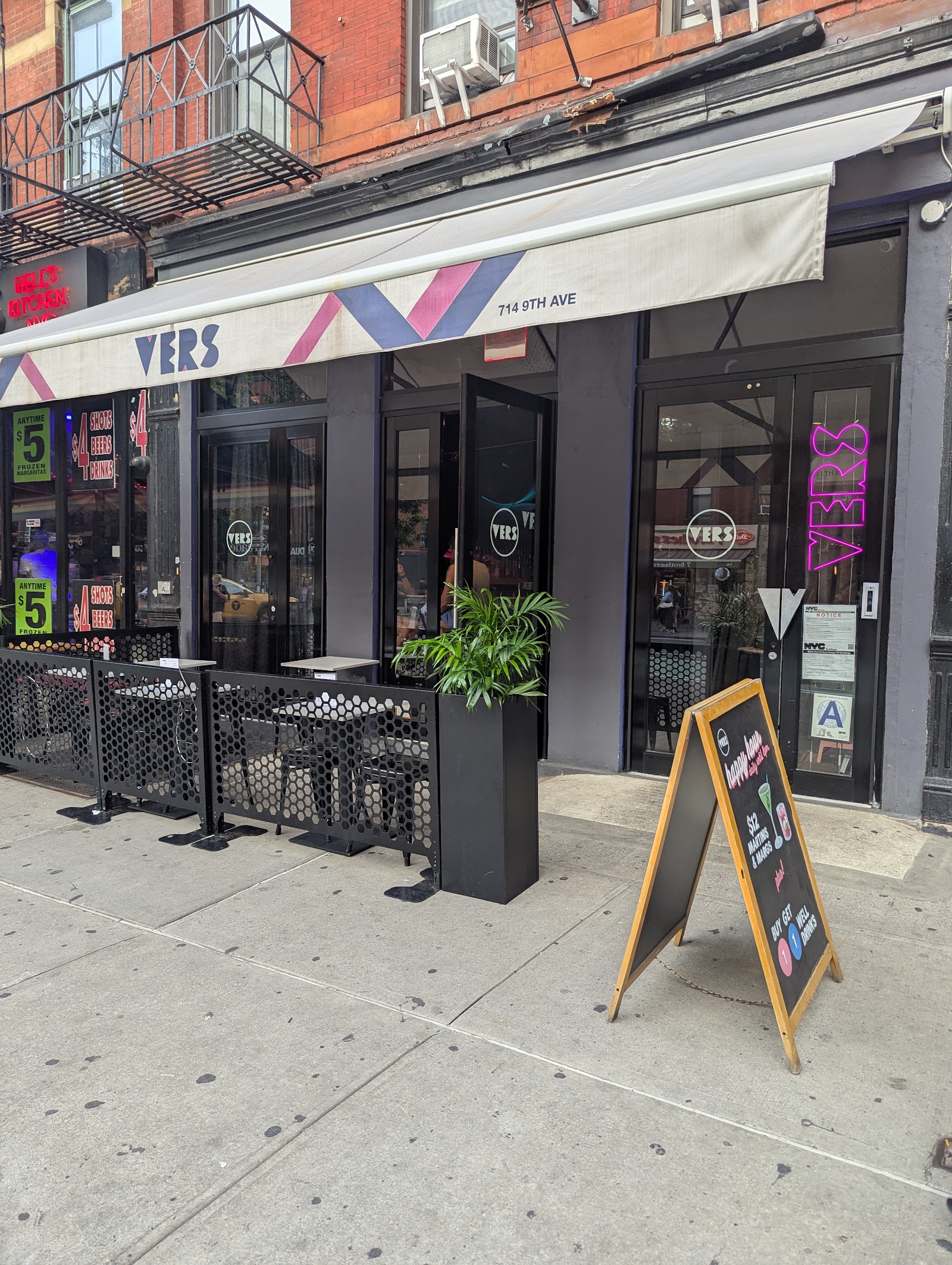 VERS — queer bar, cocktails, snacks, and events — photo 3