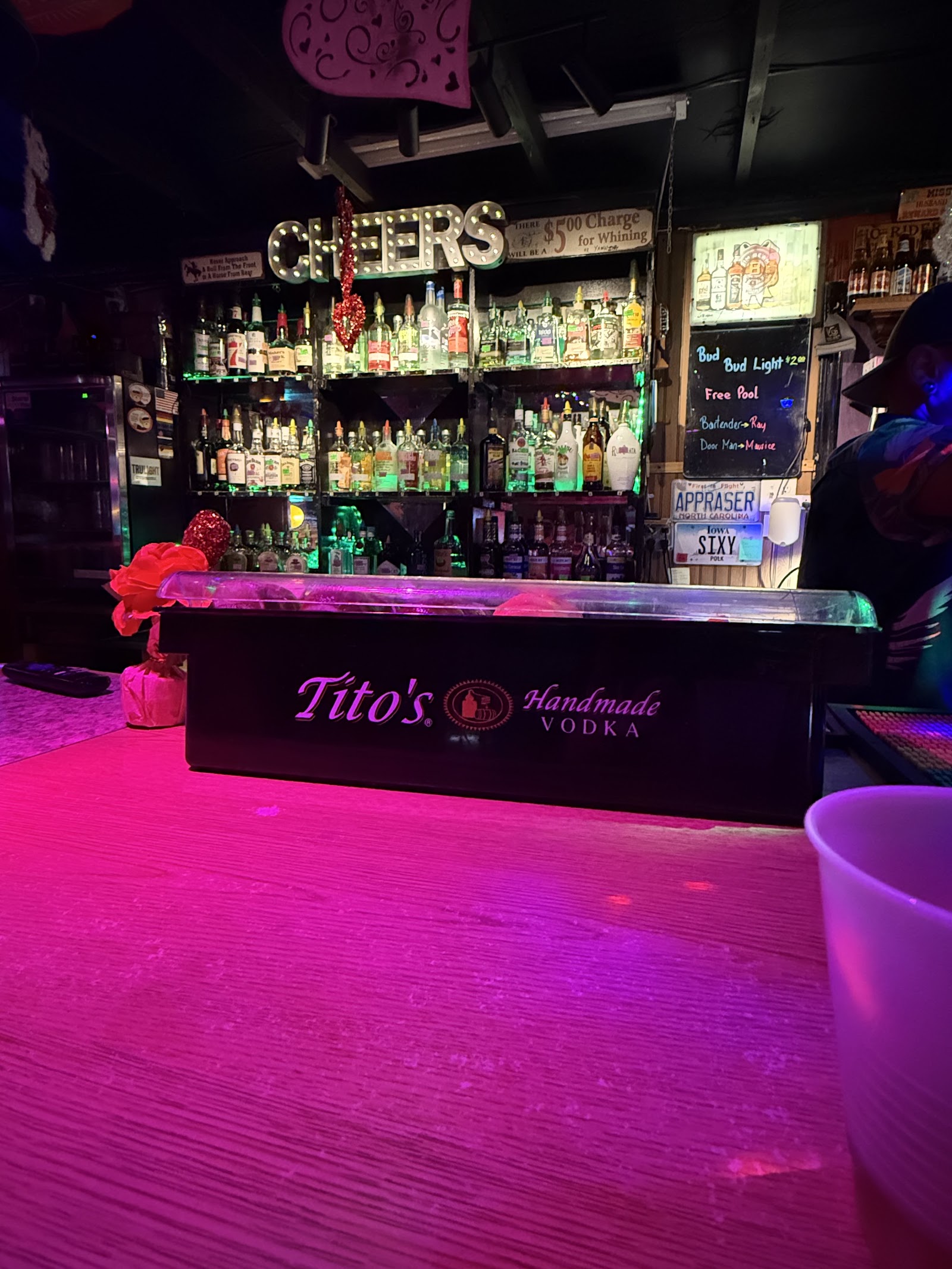 Woodshed Bar — photo 5