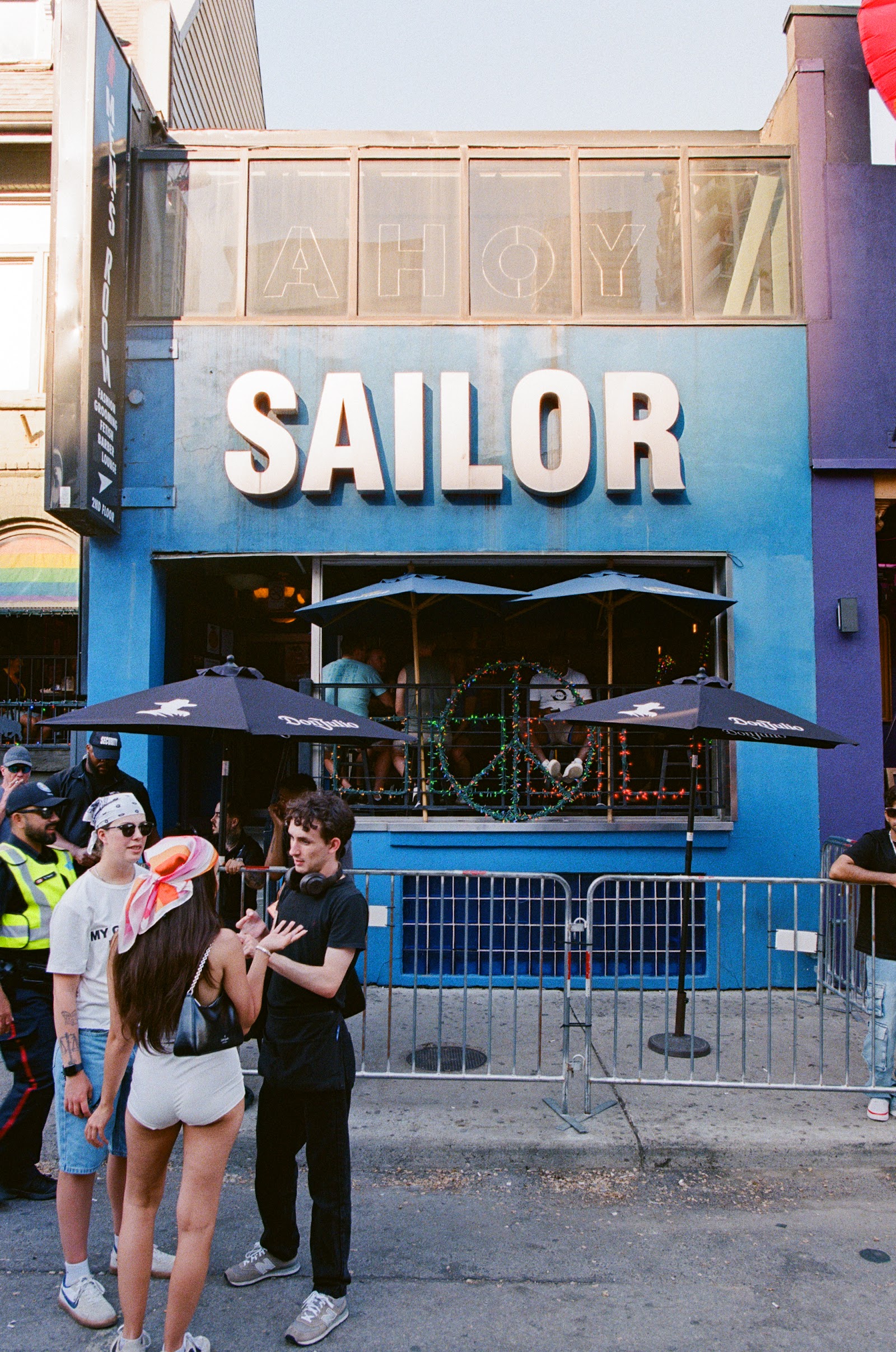 Woody's and SAILOR — photo 2